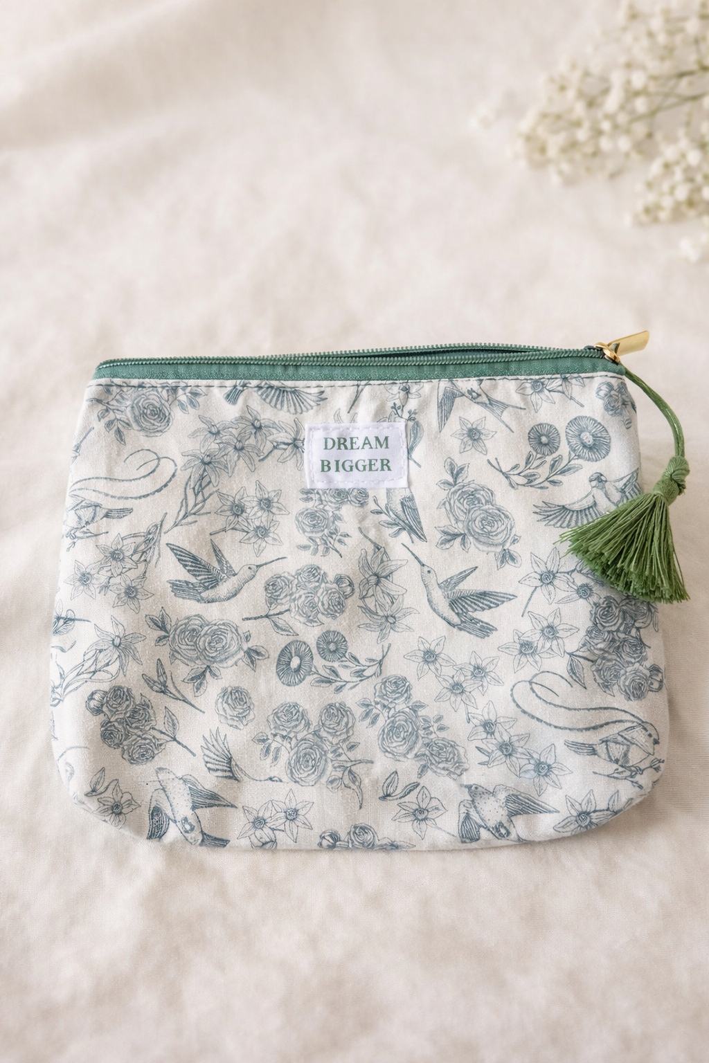 Pochette personnalisée fleurie 💙 – Petit cadeau unique et pratique