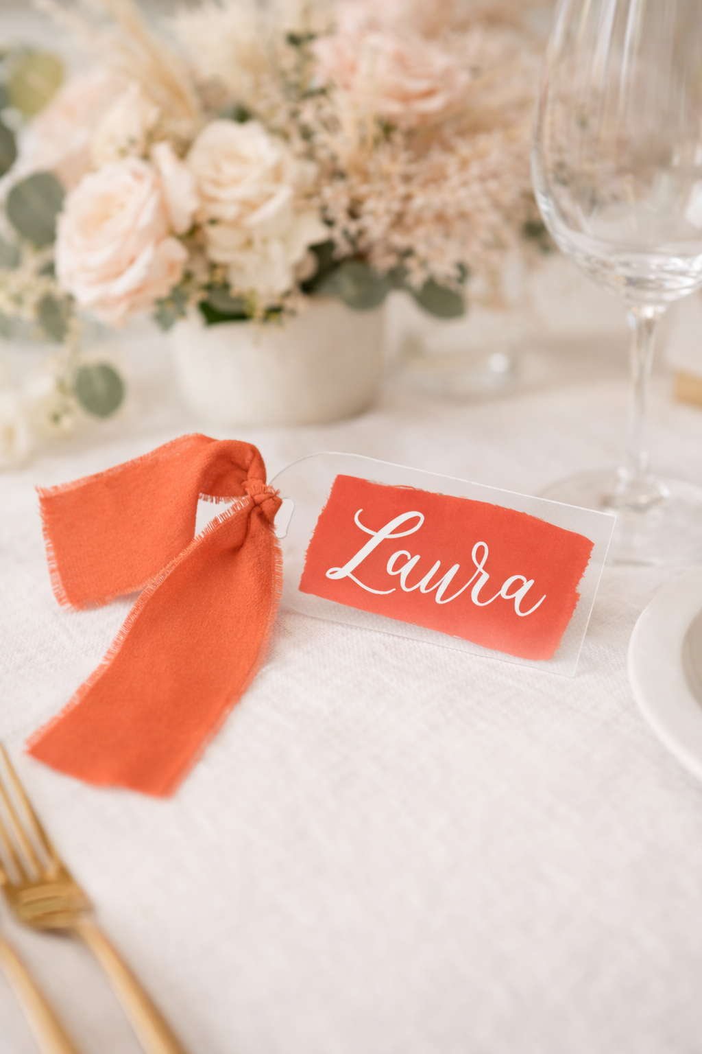 Porte-prénom personnalisé mariage en plexiglas – Couleur & ruban au choix