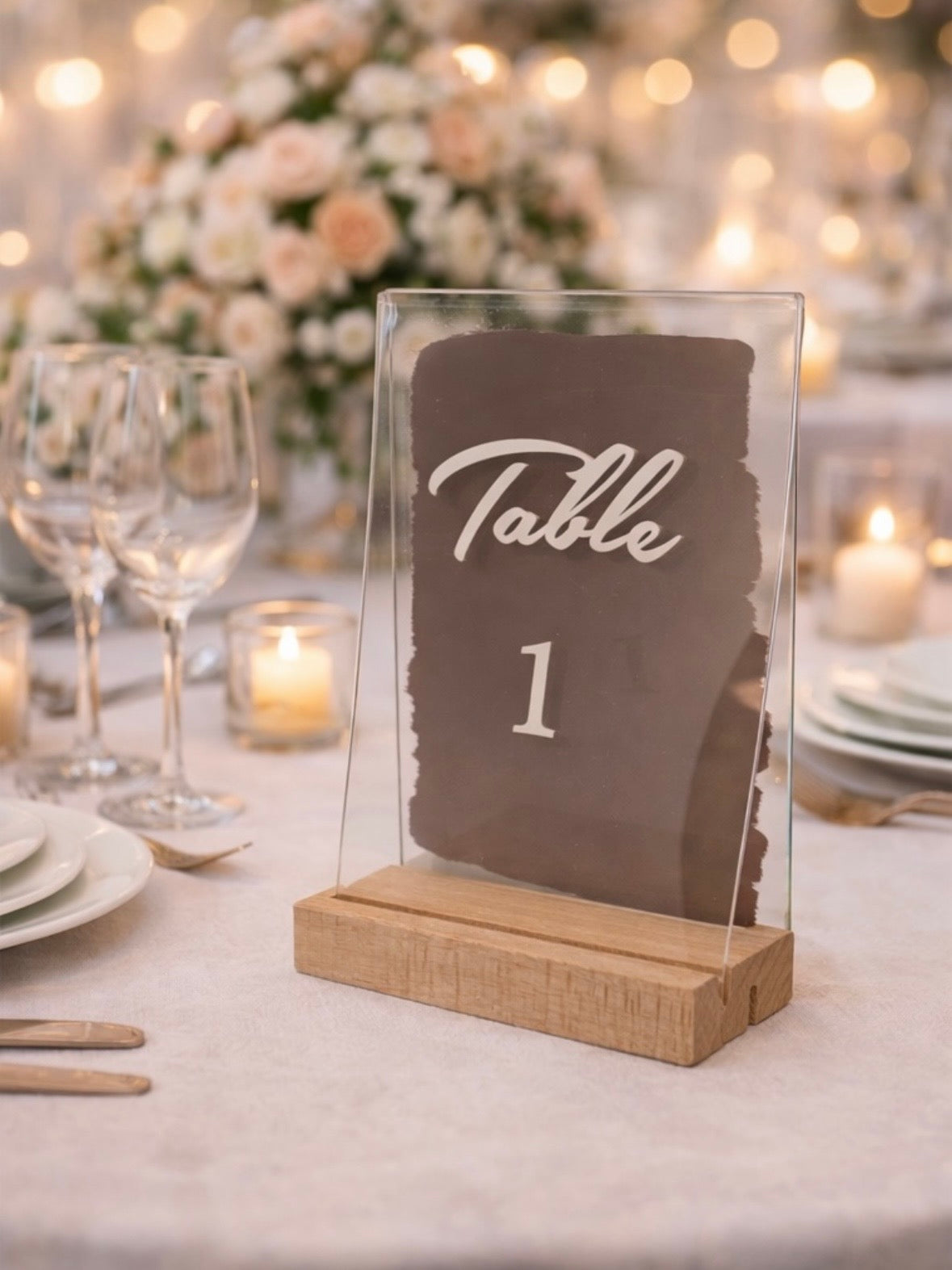 Panneau de table double paroi personnalisé | 15 x 10 cm – Support élégant avec socle en bois